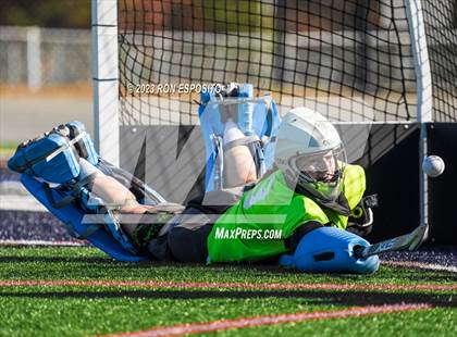 Thumbnail 1 in Shoreham Wading River vs Eastport South Manor (NYSPHSAA Section XI Class B Final) photogallery.