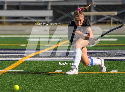 Thumbnail 3 in Shoreham Wading River vs Eastport South Manor (NYSPHSAA Section XI Class B Final) photogallery.
