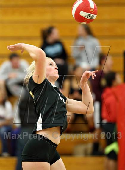 Thumbnail 3 in Arapahoe @ Eaglecrest photogallery.