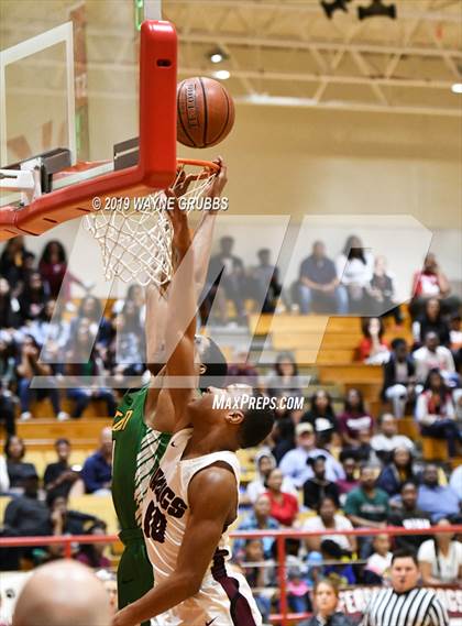 Thumbnail 3 in Jefferson vs. Tatum  photogallery.