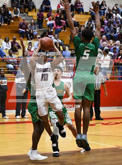 Thumbnail 3 in Jefferson vs. Tatum  photogallery.