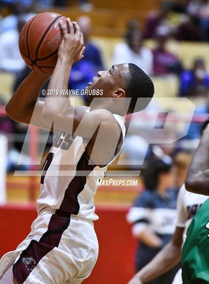 Thumbnail 3 in Jefferson vs. Tatum  photogallery.