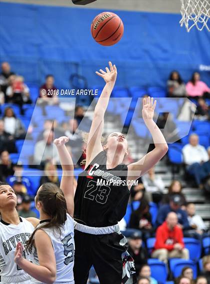 Thumbnail 3 in Riverton vs. American Fork (UHSAA 6A First Round) photogallery.