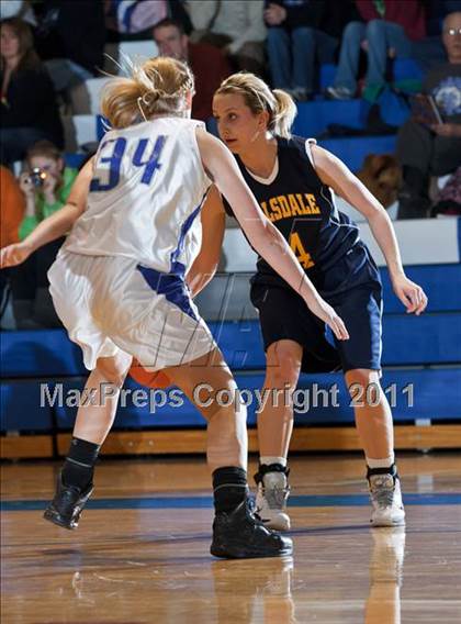 Thumbnail 1 in Hillsdale @ Harper Creek photogallery.