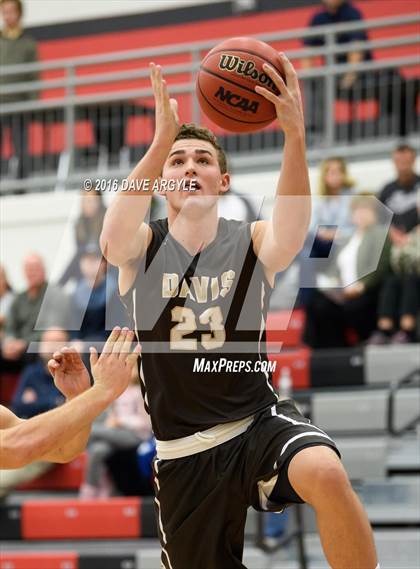 Thumbnail 2 in Lehi vs. Davis (Utah Elite 8 Tournament) photogallery.