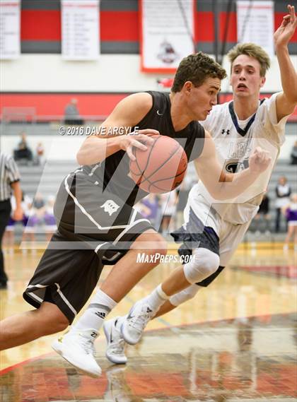 Thumbnail 2 in Lehi vs. Davis (Utah Elite 8 Tournament) photogallery.