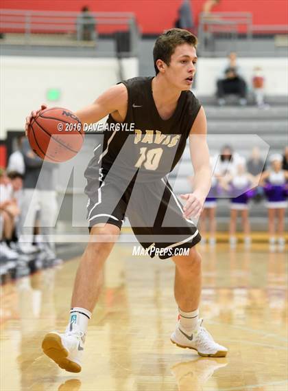 Thumbnail 3 in Lehi vs. Davis (Utah Elite 8 Tournament) photogallery.