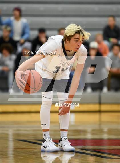 Thumbnail 2 in Lehi vs. Davis (Utah Elite 8 Tournament) photogallery.