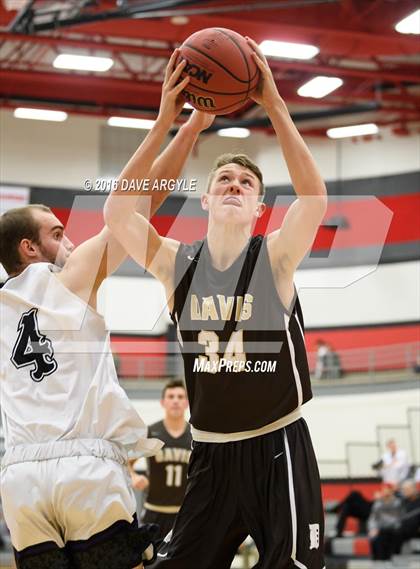 Thumbnail 1 in Lehi vs. Davis (Utah Elite 8 Tournament) photogallery.
