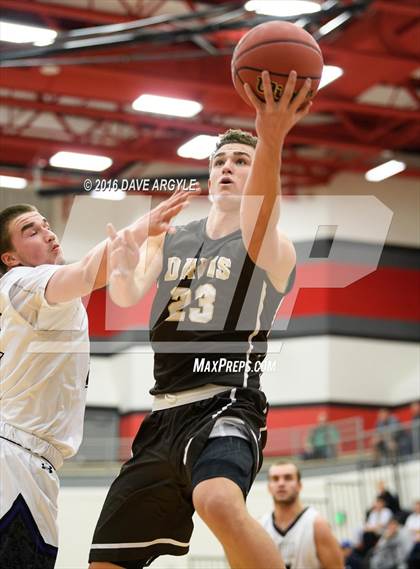 Thumbnail 3 in Lehi vs. Davis (Utah Elite 8 Tournament) photogallery.