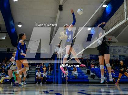 Thumbnail 2 in Marshall @ Cotter photogallery.