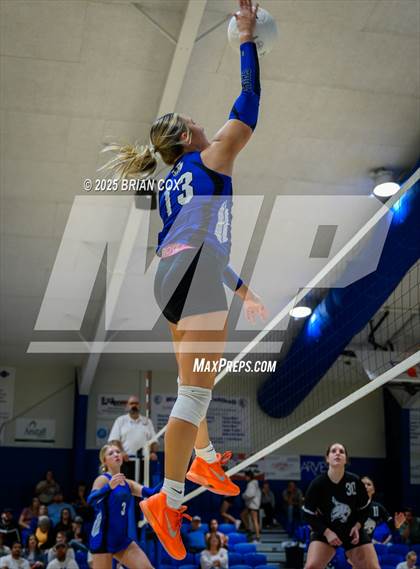 Thumbnail 2 in Marshall @ Cotter photogallery.