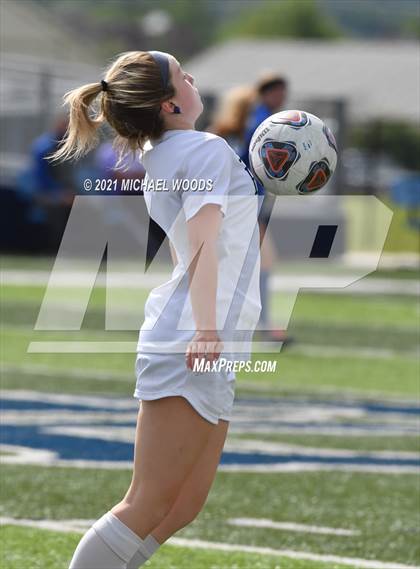 Thumbnail 2 in Bentonville West vs Bryant (AAA 6A Second Round Playoff) photogallery.