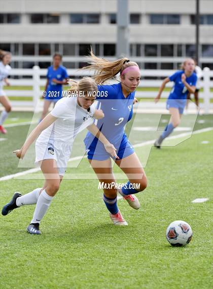 Thumbnail 2 in Bentonville West vs Bryant (AAA 6A Second Round Playoff) photogallery.