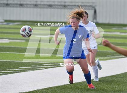 Thumbnail 2 in Bentonville West vs Bryant (AAA 6A Second Round Playoff) photogallery.