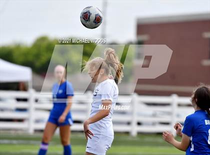 Thumbnail 1 in Bentonville West vs Bryant (AAA 6A Second Round Playoff) photogallery.
