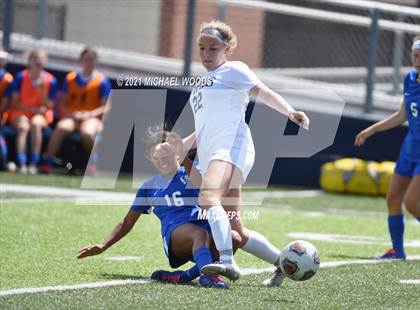 Thumbnail 2 in Bentonville West vs Bryant (AAA 6A Second Round Playoff) photogallery.