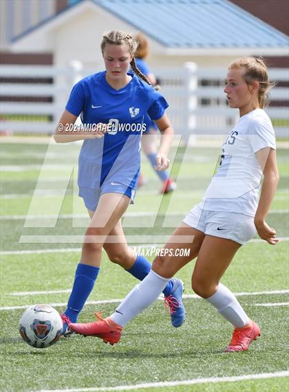 Thumbnail 1 in Bentonville West vs Bryant (AAA 6A Second Round Playoff) photogallery.