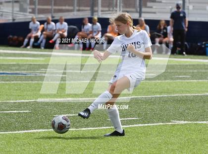 Thumbnail 3 in Bentonville West vs Bryant (AAA 6A Second Round Playoff) photogallery.