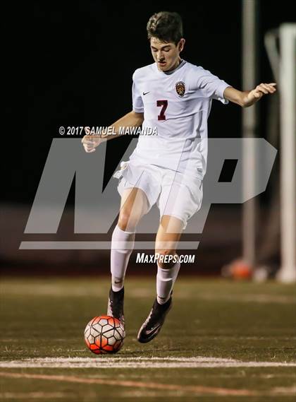 Thumbnail 3 in Harvard-Westlake vs Chaminade photogallery.
