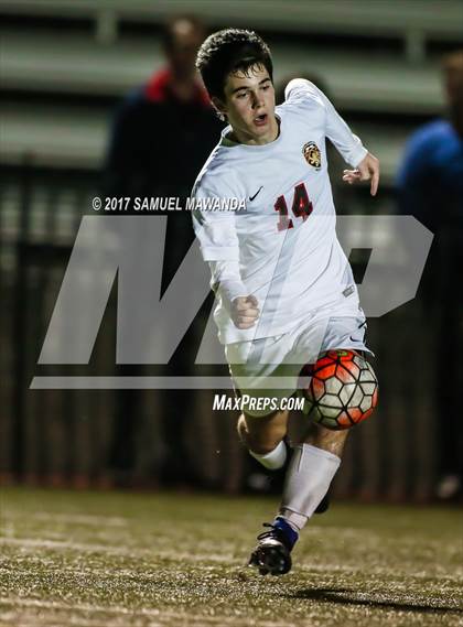 Thumbnail 3 in Harvard-Westlake vs Chaminade photogallery.