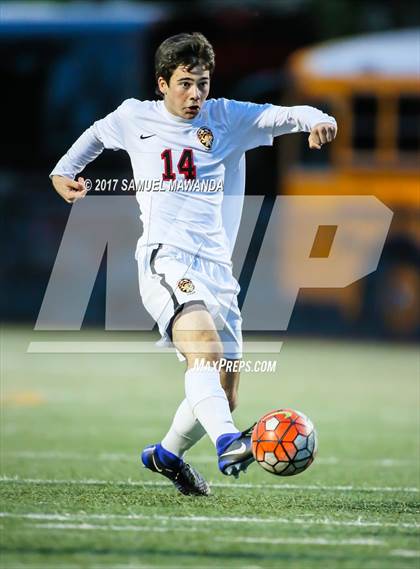 Thumbnail 3 in Harvard-Westlake vs Chaminade photogallery.
