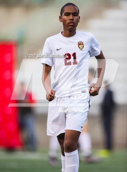 Thumbnail 2 in Harvard-Westlake vs Chaminade photogallery.