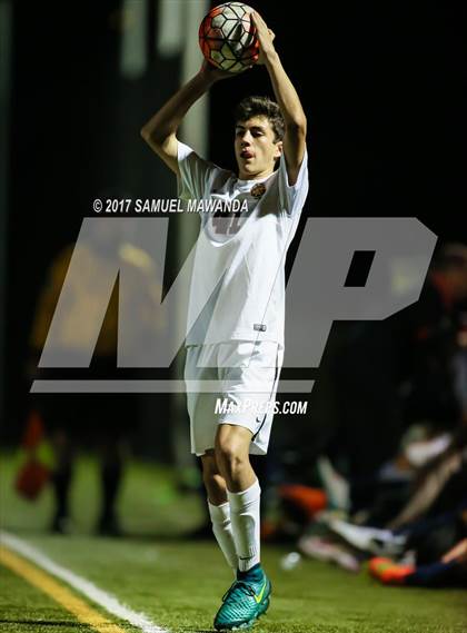 Thumbnail 3 in Harvard-Westlake vs Chaminade photogallery.