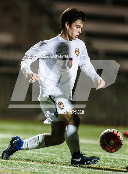 Thumbnail 1 in Harvard-Westlake vs Chaminade photogallery.