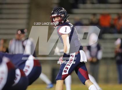 Thumbnail 2 in Longmont @ Dakota Ridge (CHSAA 4A Second Round Playoffs) photogallery.