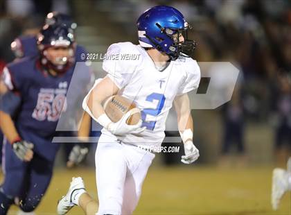 Thumbnail 1 in Longmont @ Dakota Ridge (CHSAA 4A Second Round Playoffs) photogallery.