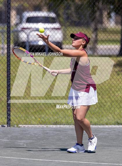 Thumbnail 3 in FHSAA 1A District 4 (Day 2) photogallery.