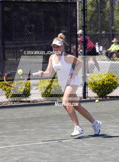 Thumbnail 1 in FHSAA 1A District 4 (Day 2) photogallery.