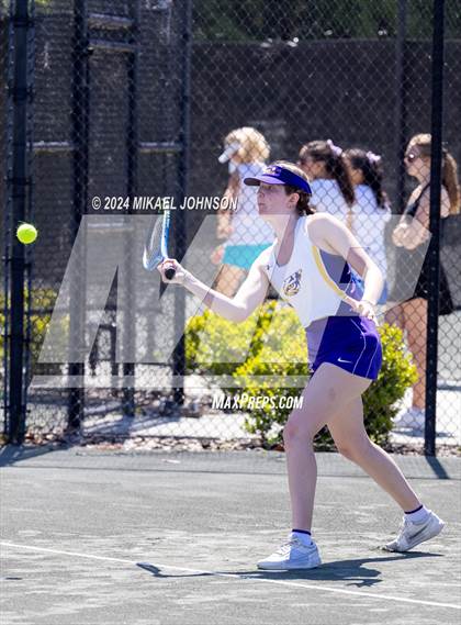 Thumbnail 1 in FHSAA 1A District 4 (Day 2) photogallery.