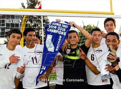 Thumbnail 3 in Weston Ranch vs. Livingston (CIF SJS D4 Final) photogallery.