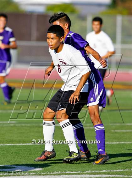 Thumbnail 2 in Weston Ranch vs. Livingston (CIF SJS D4 Final) photogallery.