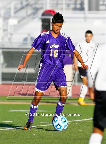Thumbnail 2 in Weston Ranch vs. Livingston (CIF SJS D4 Final) photogallery.