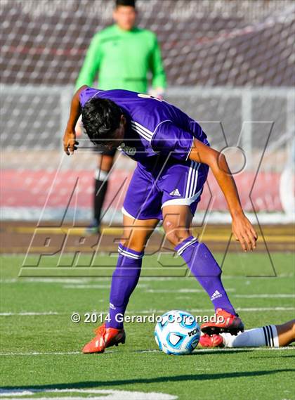 Thumbnail 2 in Weston Ranch vs. Livingston (CIF SJS D4 Final) photogallery.