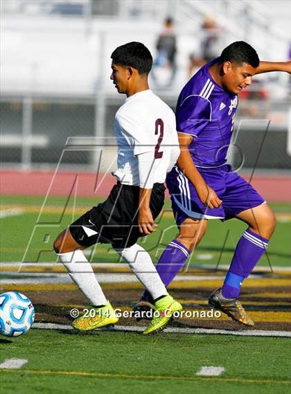 Thumbnail 3 in Weston Ranch vs. Livingston (CIF SJS D4 Final) photogallery.