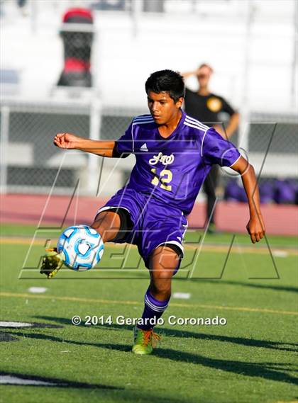 Thumbnail 3 in Weston Ranch vs. Livingston (CIF SJS D4 Final) photogallery.