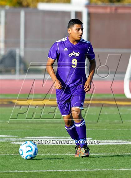 Thumbnail 2 in Weston Ranch vs. Livingston (CIF SJS D4 Final) photogallery.
