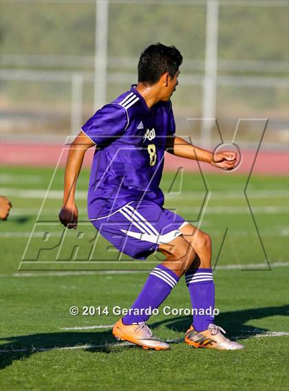 Thumbnail 2 in Weston Ranch vs. Livingston (CIF SJS D4 Final) photogallery.