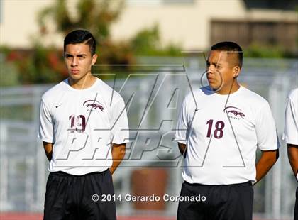 Thumbnail 2 in Weston Ranch vs. Livingston (CIF SJS D4 Final) photogallery.