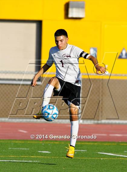 Thumbnail 3 in Weston Ranch vs. Livingston (CIF SJS D4 Final) photogallery.