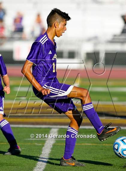Thumbnail 2 in Weston Ranch vs. Livingston (CIF SJS D4 Final) photogallery.