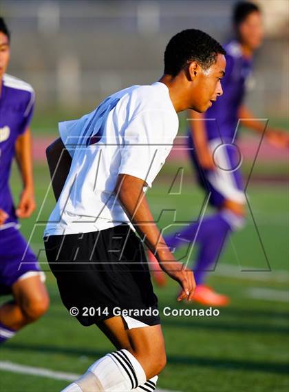 Thumbnail 1 in Weston Ranch vs. Livingston (CIF SJS D4 Final) photogallery.
