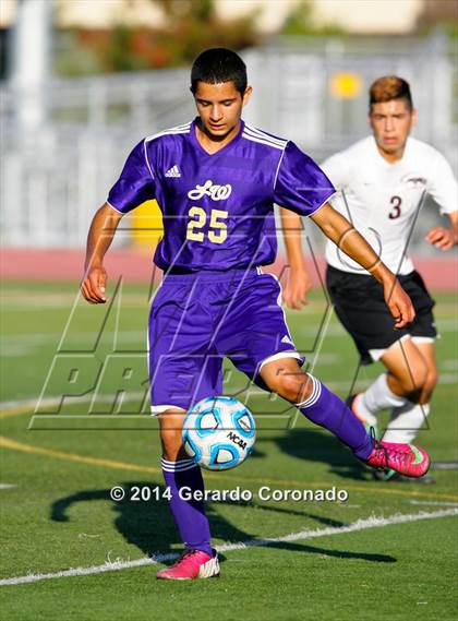 Thumbnail 1 in Weston Ranch vs. Livingston (CIF SJS D4 Final) photogallery.