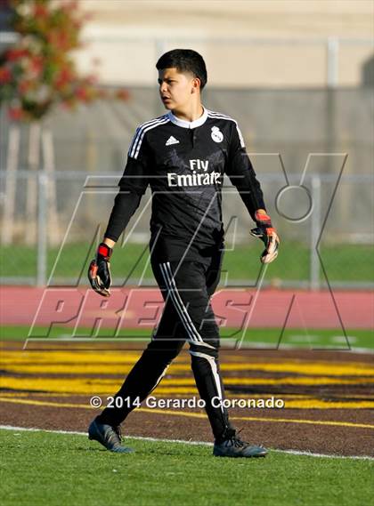 Thumbnail 2 in Weston Ranch vs. Livingston (CIF SJS D4 Final) photogallery.