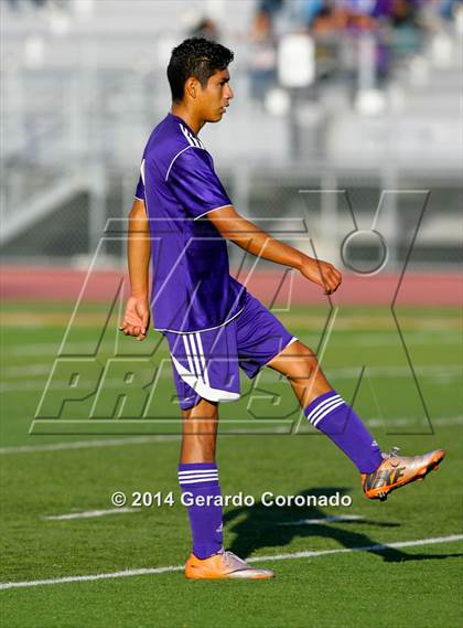 Thumbnail 2 in Weston Ranch vs. Livingston (CIF SJS D4 Final) photogallery.