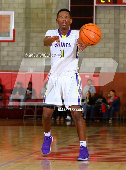 Thumbnail 2 in St. Augustine vs. Whitney Young (Nike Extravaganza) photogallery.